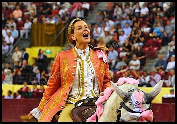 Ficheiro:Ana Batista F24.jpg