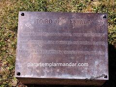 Escultura Toiro-1-Estado Nave-de-Haver 2014(2).jpg