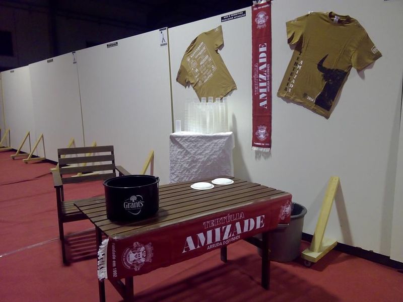 Ficheiro:Amizade F3.jpg
